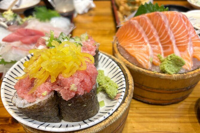 Tokyo: Shinjuku Bar Hopping & Night Walking Tour - Quick Hits You Should Know