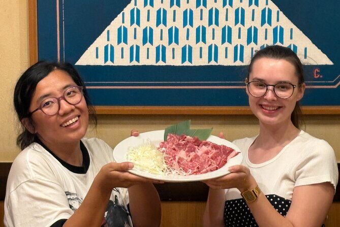 Tokyo Shinjuku Bar Hopping –Wagyu , Ramen & 7 Dishes - Drinking without pressure: you can join the social part your way