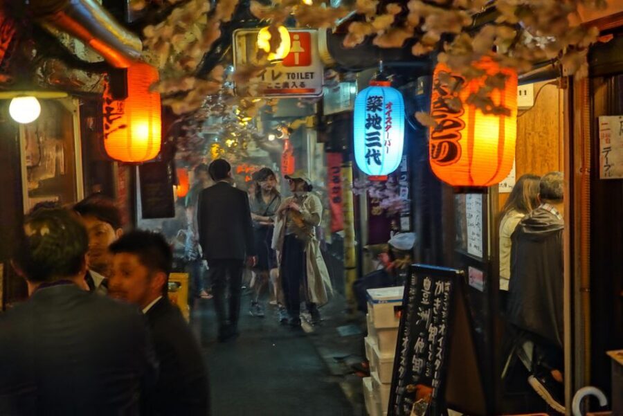 Tokyo: Shinjuku Bar Hopping with All-You-Can-Drink & Dinner - Key highlights worth your attention
