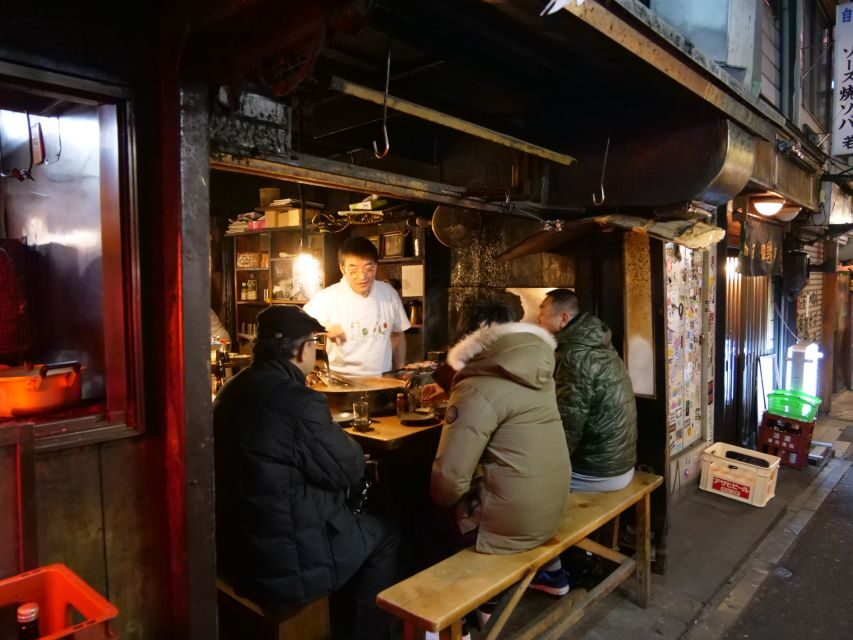 Tokyo: Shinjuku Bar Hopping with All-You-Can-Drink & Dinner - The Shinjuku finish: staying oriented after the bars