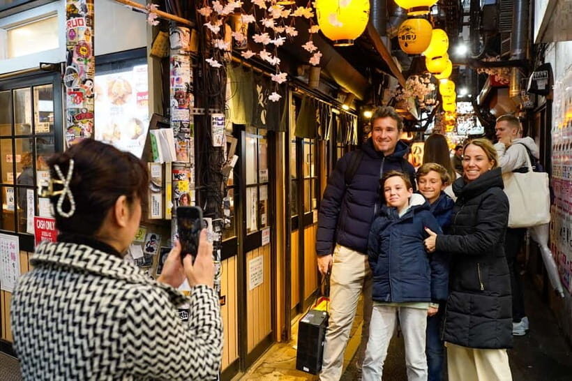 Tokyo: Shinjuku Golden Gai Bar Hopping Night Tour - Golden Gai: How Your Guide Gets You Through the Tiny Doors