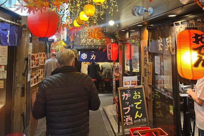 Tokyo Shinjuku: History, Culture & Hidden Alleys Walking Tour - Shinjuku Golden Gai: tiny bars and old Tokyo atmosphere