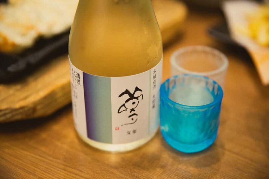 Tokyo: Shinjuku Izakaya and Golden Gai Bar Hopping Tour (2h) - Kabukicho Neon Hours: Izakaya Streets With Late-Night Energy