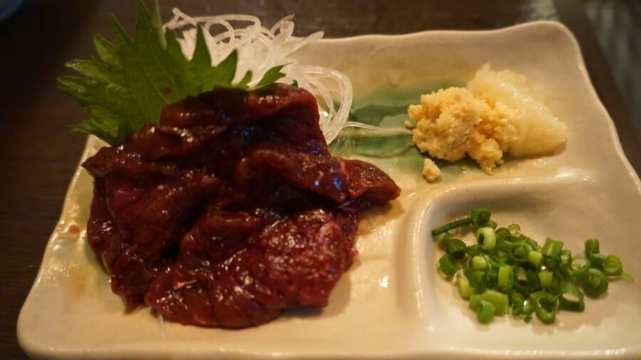 Tokyo: Shinjuku Izakaya Food&Drinking Tour (Local Guide) - The Final Izakaya Feast: Beer, Gyoza, Karaage, and Motsunikomi