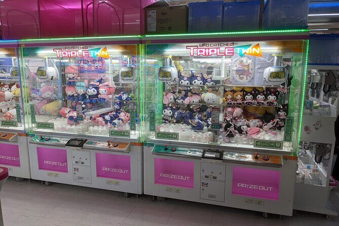 Tokyo Shinjuku Night Tour with Pachinko Gaming Experience - Toho Cinemas Shinjuku arcade: another shot at your luck