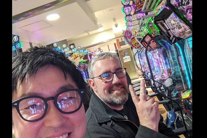 Tokyo Shinjuku Night Tour with Pachinko Gaming Experience - Entering Kabukicho’s back streets without getting lost