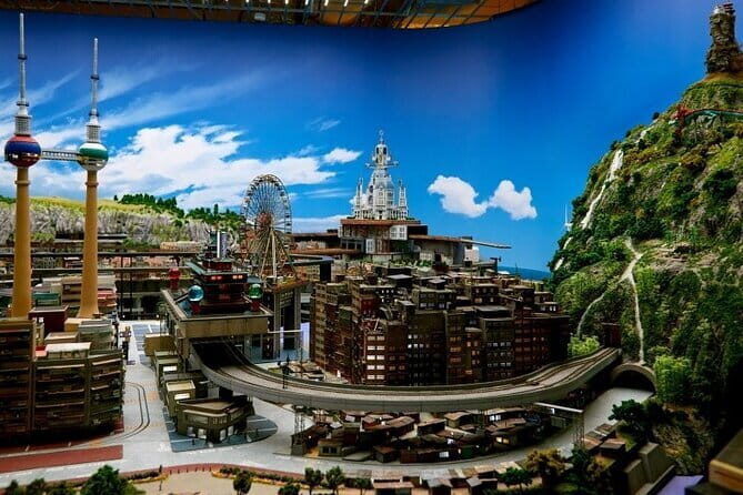 Tokyo Small Worlds Admission Ticket - The Space Center: Tiny Rockets, Simulated Launch Moments