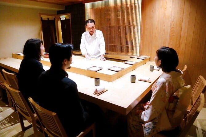Tokyo Sushi Tour: Explore Sushi Tradition and Dining Etiquette - A Table-Manners Lesson Before You Touch the Chopsticks
