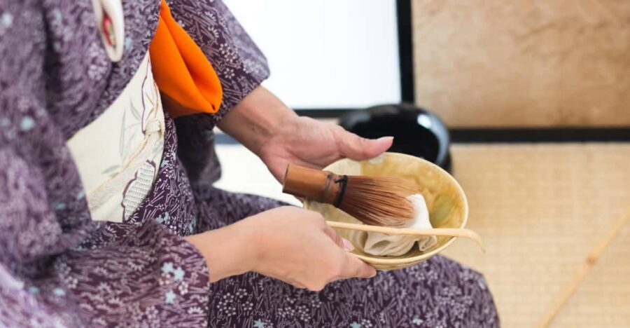 Tokyo: Tea Ceremony Experience in a small tea room - Why this Tokyo tea ceremony feels small and personal