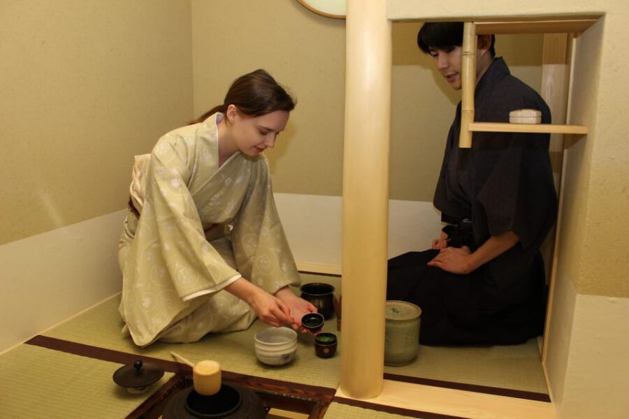 Tokyo: Tea Ceremony in Shibuya Tokyo - Japanese Sweets Before Tea: Why That First Bite Matters