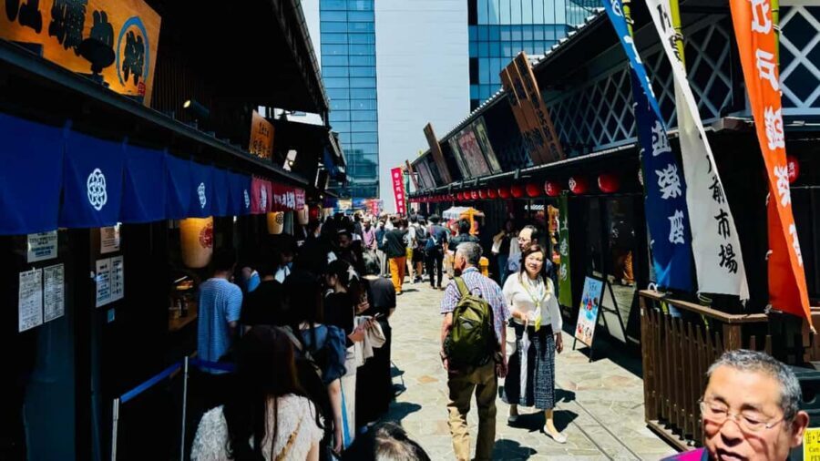Tokyo: Toyosu Tuna Auction &Tsukiji Market Gourmet Adventure - From Toyosu to Tsukiji: same city, different market vibe