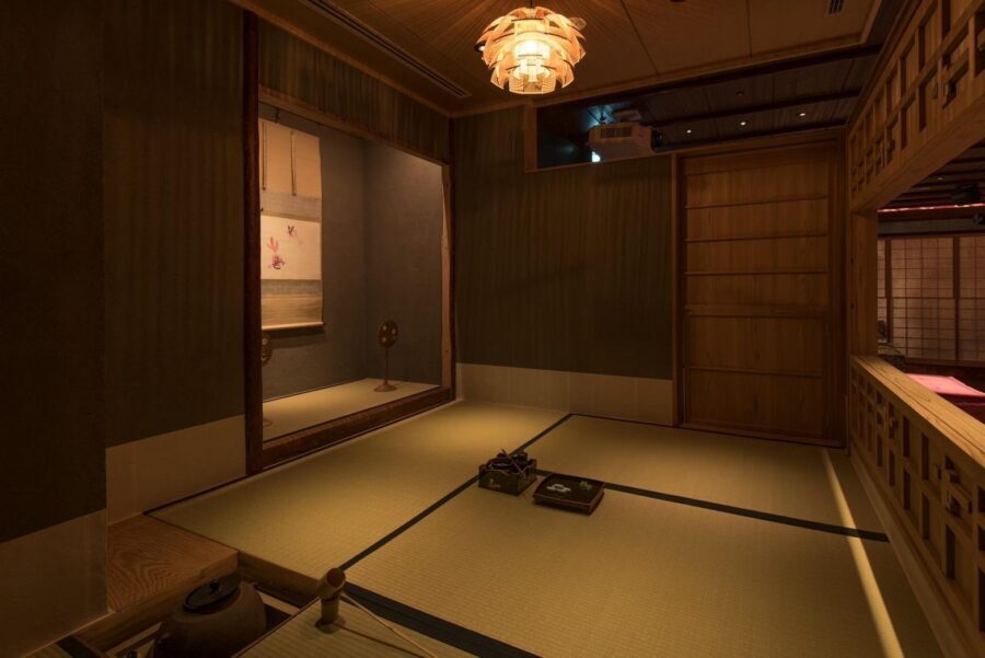 Tokyo: Traditional Japanese Performing Arts Show and Dinner - Kagura or Nihon-buyo: what program you’ll see