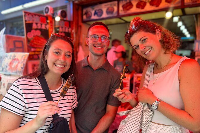 Tokyo Tsukiji Fish Market Food and Walking Tour - Digital photos included: a small feature that saves time