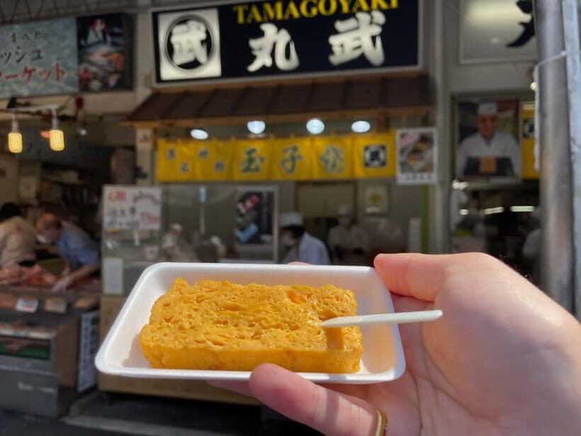 Tokyo: Tsukiji Fish Market food Tour - Off-the-route snacks that help you order later