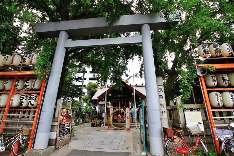 Tokyo : Tsukiji Fish Market Food Walking & Shrine Visit Tour - Namiyoke Inari Jinja: Learning the Proper Way to Pray