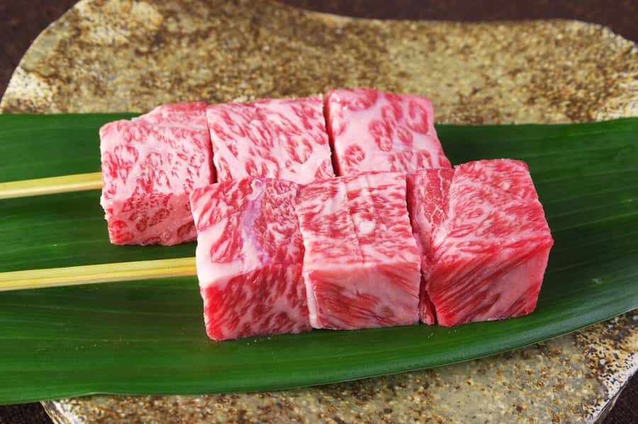Tokyo : Tsukiji Fish Market Food Walking & Shrine Visit Tour - Price and Value: Is $90 Fair for a 2-Hour Tour?