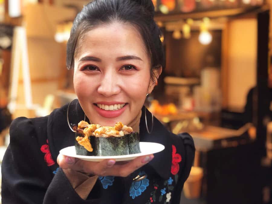Tokyo : Tsukiji Fish Market Food Walking & Shrine Visit Tour - Small Group (Up to 6): Better Listening, Better Pace
