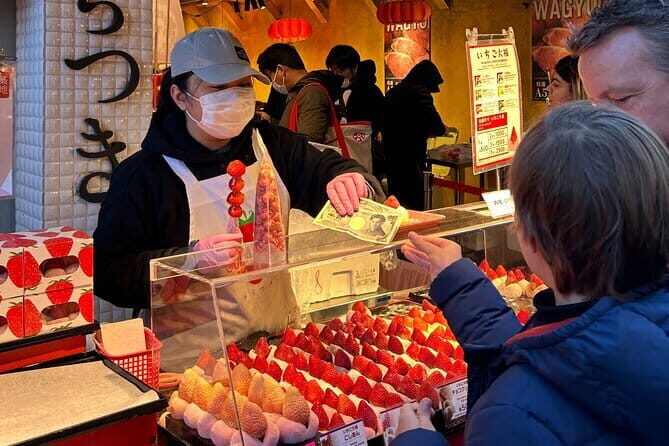 Tokyo Tsukiji Fish Market Food&Culture Walking Tour With a LOCAL! - Tsukiji Morning Start at Hongwanji Temple
