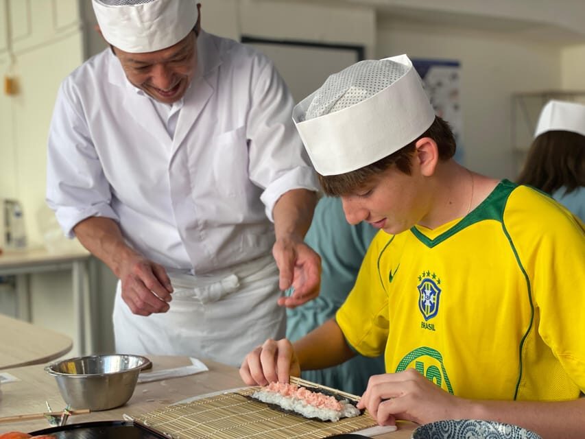 Tokyo: Tsukiji Fish Market Sushi Making Class with Pro Chef - Wasabi, Tea, and Dashi Soup: The Meal Portion Isn’t an Afterthought