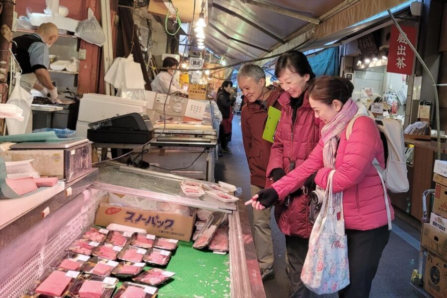Tokyo: Tsukiji Market Guided Tour & Sushi-Making Experience - Key Things to Know Before You Go