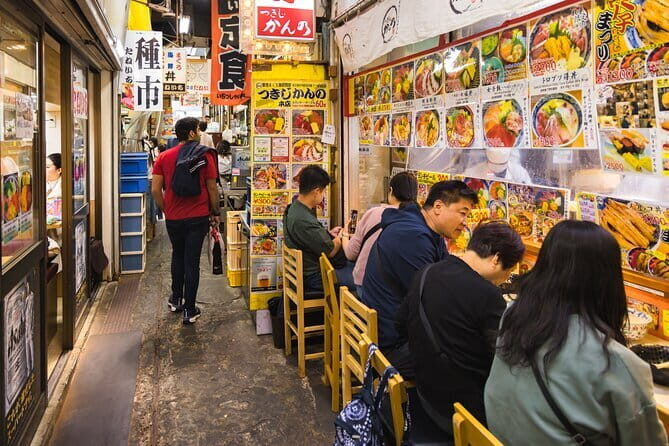 Tokyo Tsukiji Market Small Group Tasting Tour - Tsukiji at 8:30: Why the Morning Start Helps
