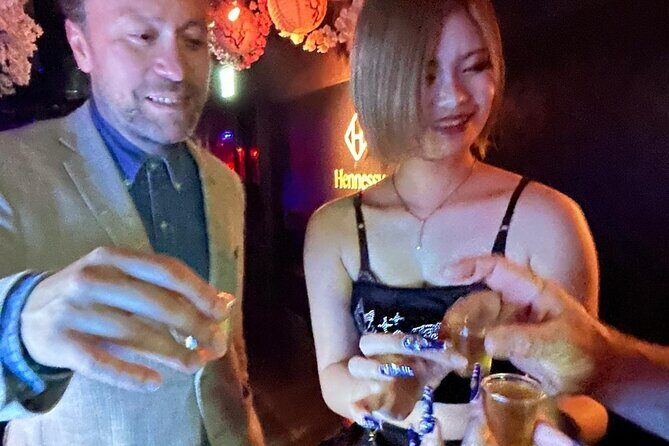 Tokyo VIP private nightlife tour with a local insider - Optional upgrades: limousine & security, plus karaoke at T2 Shinjuku