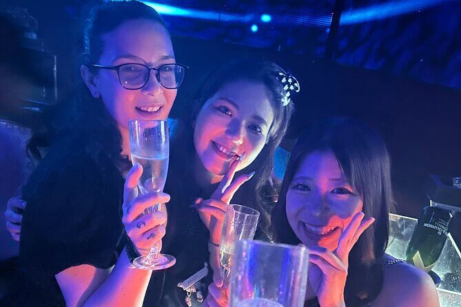 Tokyo VIP private nightlife tour with a local insider - Your 5-hour route: from izakaya warm-up to Shinjuku or Shibuya