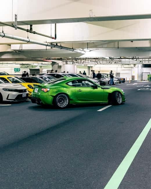 Tokyo: Visit Every Car Meet in Tokyo in a Widebody R35 GTR! - Umihotaru PA in the ocean: more crazy cars, different atmosphere