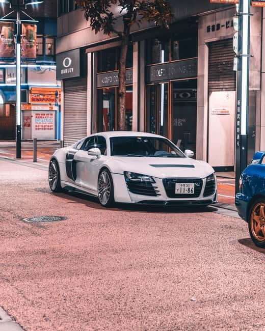 Tokyo: Visit Every Car Meet in Tokyo in a Widebody R35 GTR! - Rain, night photos, and staying comfortable during the car-meet sprint