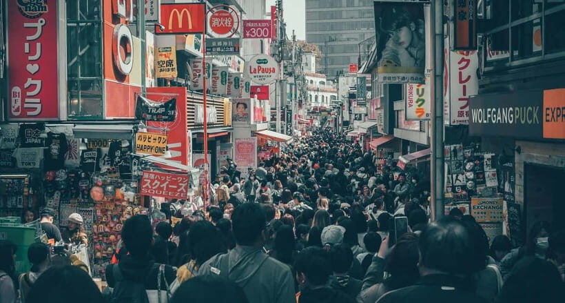 Tokyo Walk through: Shinjuku, Harajuku, Omotesando & Shibuya - Practical Tips: Walking Comfort, Photo Rules, and Timing Reality