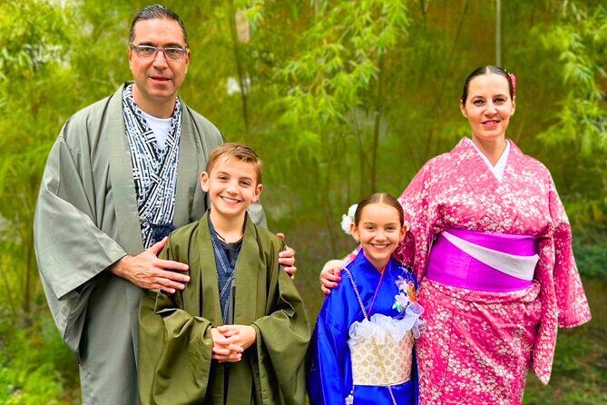 Tokyo: Winter Kimono Experience in Asakusa - The Asakusa Temple Walk: From Kaminarimon Gate to Nitemmon Gate