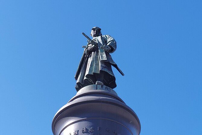 Tokyo: Yasukuni Shrine and Yushukan Museum Guided Tour - Who This Tour Suits (and Who Should Think Twice)