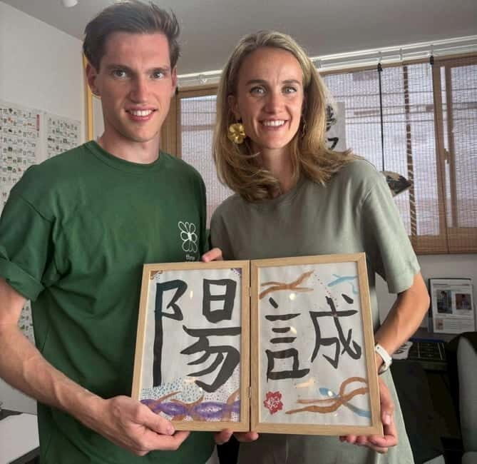 Tokyo:Calligraphy &Make your original folding fan in Asakusa - Making your original folding fan with your calligraphy