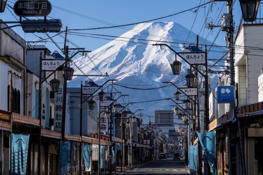 tokyo:Hakone Owakudani & Gotemba Premium Outlet 1d Tour - Gotemba Premium Outlets: 2.5 hours to shop with a view