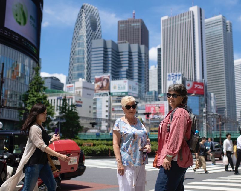 Tokyo's Upmarket District: Explore Ginza with a Local Guide - The Ginza “catwalk” effect: department stores, icons, and smart shopping stops