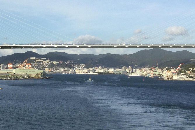 Tour Nagasaki or Fukuoka in Privacy and Comfort. - Lunch, Sake, and Food Timing: Eating Without Breaking the Day
