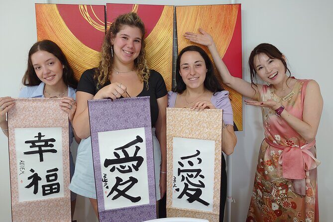 Traditional Calligraphy Experience near Dotonbori - Key Things I’d Watch For