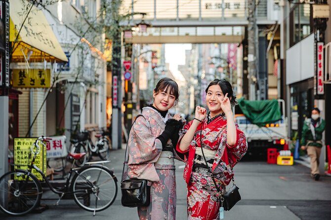 Travel Tokyo with Your Own Personal Photographer - Shibuya Crossing: the chaos gets organized into photos