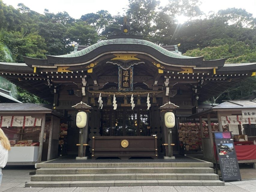 Trip to Kamakura & Enoshima: Shrines, Seaside, Temples &Tea - Enoshima by Enoden: Sea Views Start During the Ride