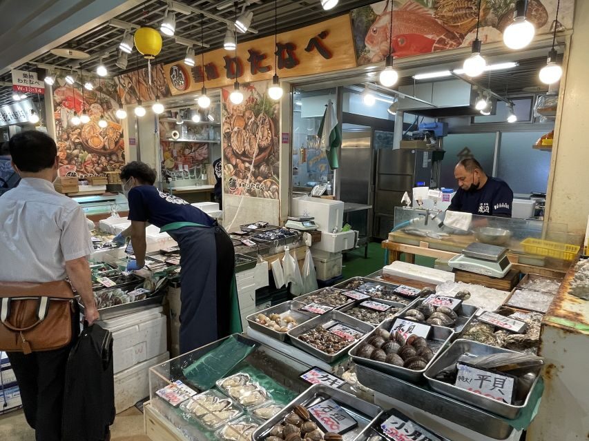 Tsukiji: Outer Market Walking Tour & Sake Tasting Experience - Unlimited sake tastings: what you actually get to learn