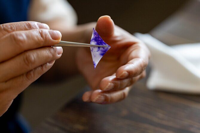 Tsumami Zaiku Japanese Fabric Flower Class - Speckled dyeing vs dip-dyeing: why both are worth your time