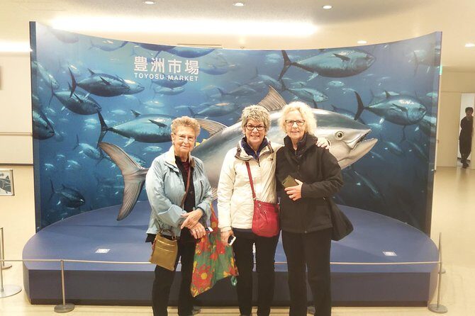 Tuna auction at Toyosu Market with qualified guide and early morning tour of Tsukiji Outer Market - Quick hits for your 5:30am market mission