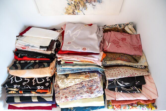 Turn Antique Kimono into Take-Home Interior Art - The 90-Minute Make: Turning Antique Cloth into Interior Art