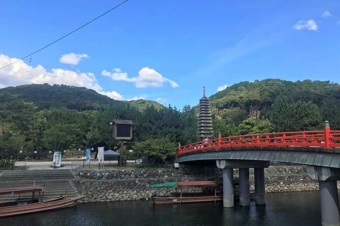 Uji: Private immersion into Kyoto's tea and reglious culture - Stop 2: Ujigami Shrine and the spring water story