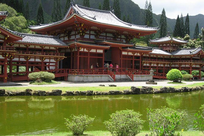 Uji: Private immersion into Kyoto's tea and reglious culture - Stop 4: Byodo-in Temple—Heian beauty on a man-made lake