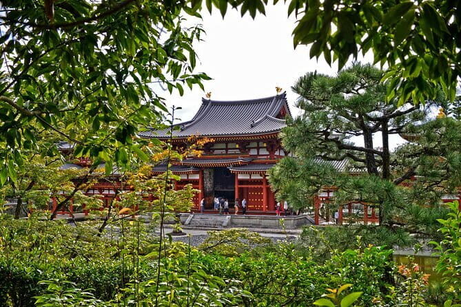 Uji Tea Ceremony and UNESCO Heritage Walking Tour - Byodoin Temple and the Phoenix Hall: what you should focus on