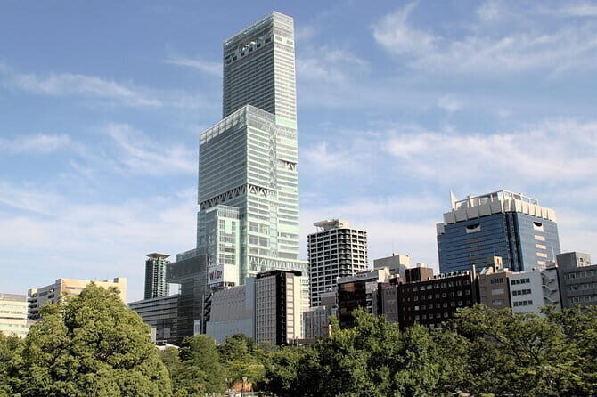 Umeda Sky Building KUCHU-TEIEN OBSERVATORY - Day vs night: when Osaka looks best from above