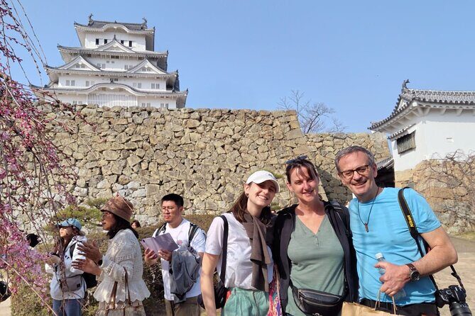 UNESCO's Himeji Castle and Kokoen Garden Guided Tour - Himeji Castle Gets Real When Someone Explains the Defenses