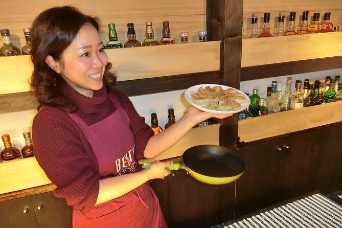 Vegan/Vegetarian Ramen and Gyoza by Bentoya cooking - Gyoza class: from filling to dumpling-cooking confidence