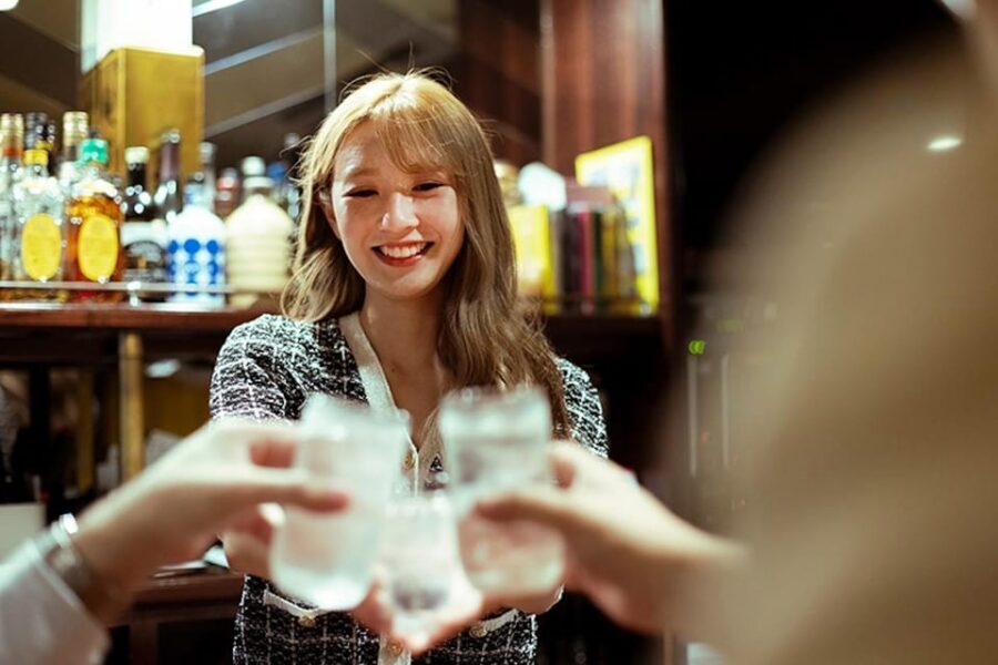 VIP Private Hostess Club Tokyo Night Life Karaoke with Girls - What it feels like: social, scripted, and surprisingly manageable